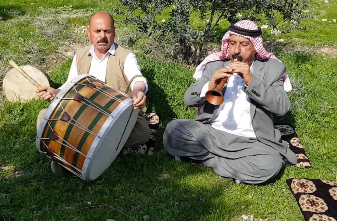 S&uuml;nnet D&uuml;&gbreve;&uuml;n&uuml; Ekibi