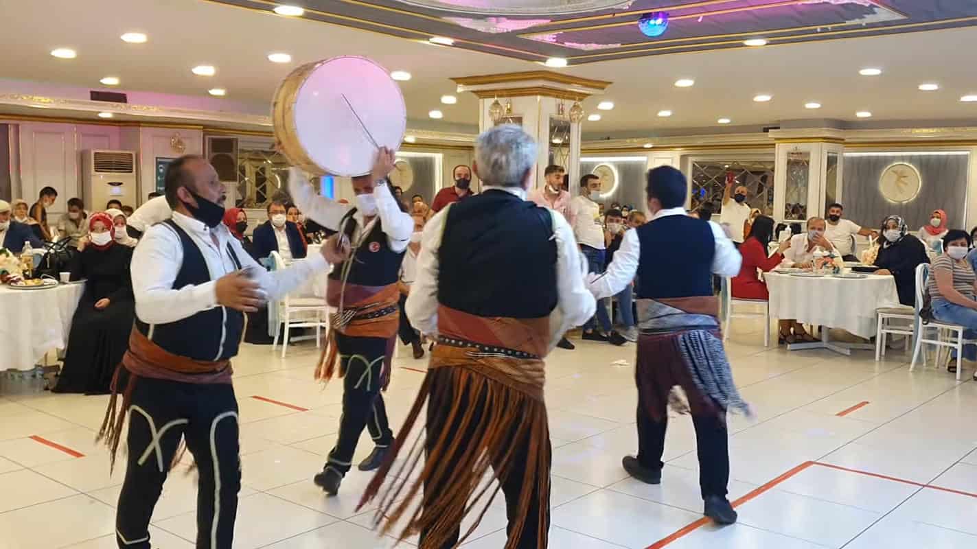Davul zurna ekibi